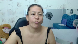 mature_martina