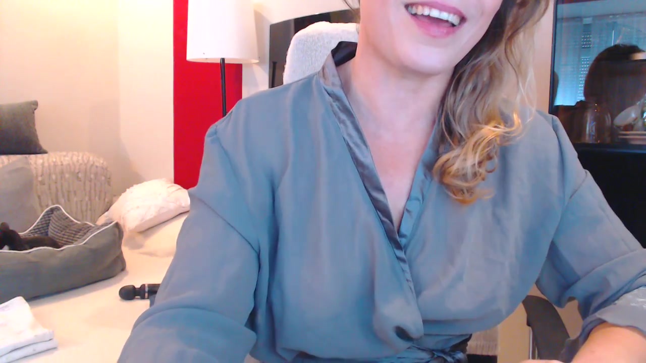Watch erossxte recorded live streams from CAM4 on 2023/08/09, Cam Archive