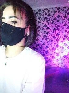 Brown-eyes