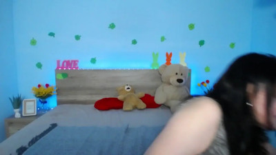 Watch LolaHikls recorded live streams from Stripchat on 2025/03/21, Cam Archive