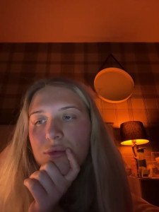 CutieCurvyGirlxo